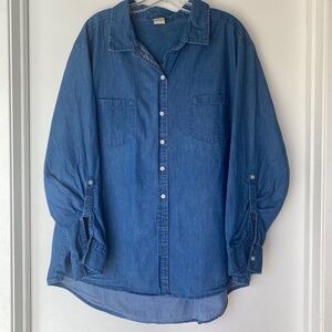 Faded Glory blue denim button down